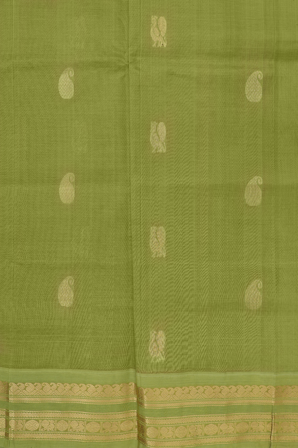 Traditional Silk Cotton Saree In Dark Pink With Peacock Buttas