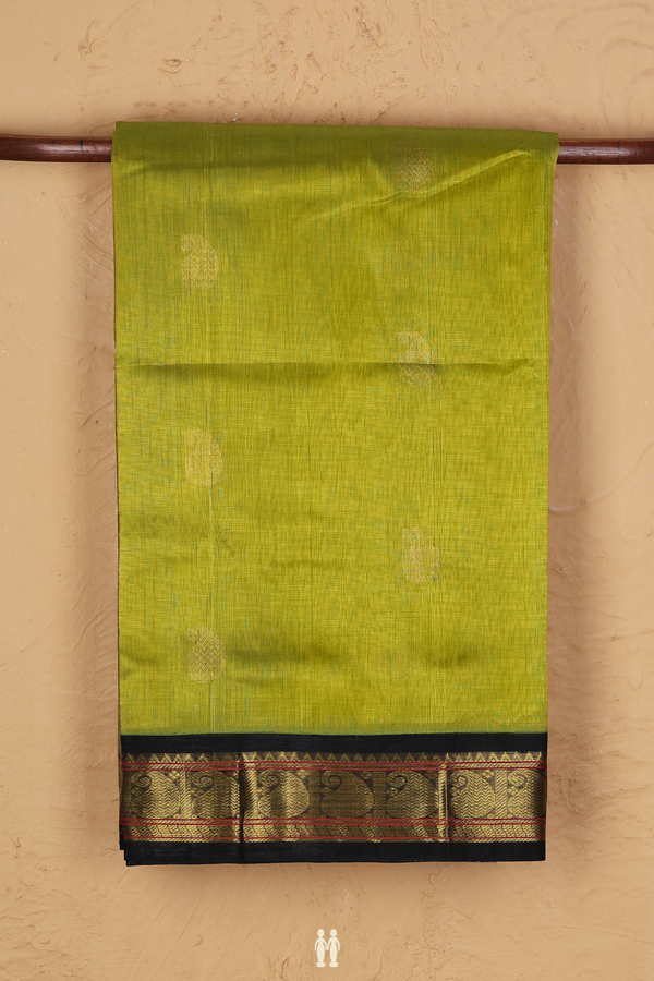 Traditional Silk Cotton Saree In Green With Paisley Buttas