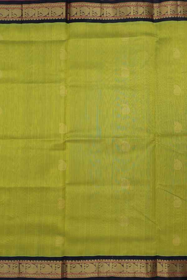 Traditional Silk Cotton Saree In Green With Paisley Buttas