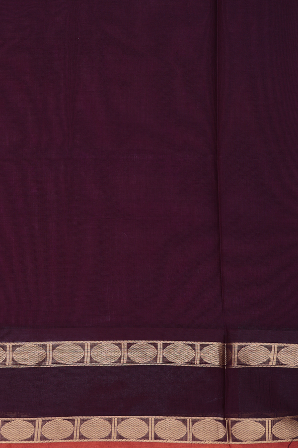 Traditional Silk Cotton Saree In Pink With Floral Buttas