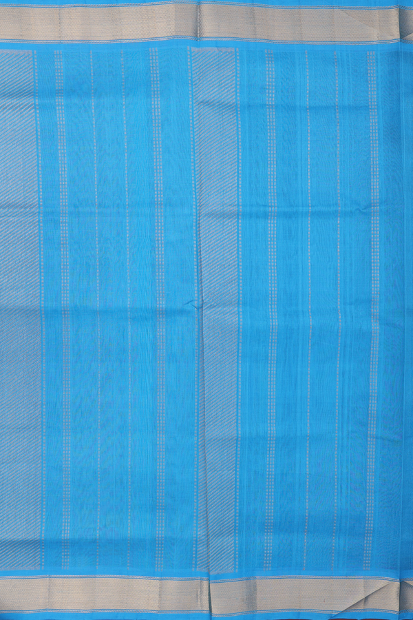 Traditional Silk Cotton Saree In Purple With Floral Buttas