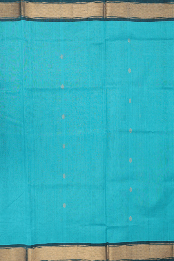 Silk Cotton Saree In Green With Zari Buttas