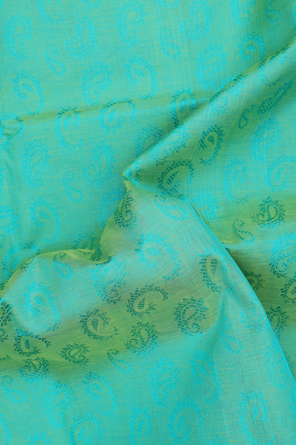 Silk Cotton Saree In Green With Paisley Design
