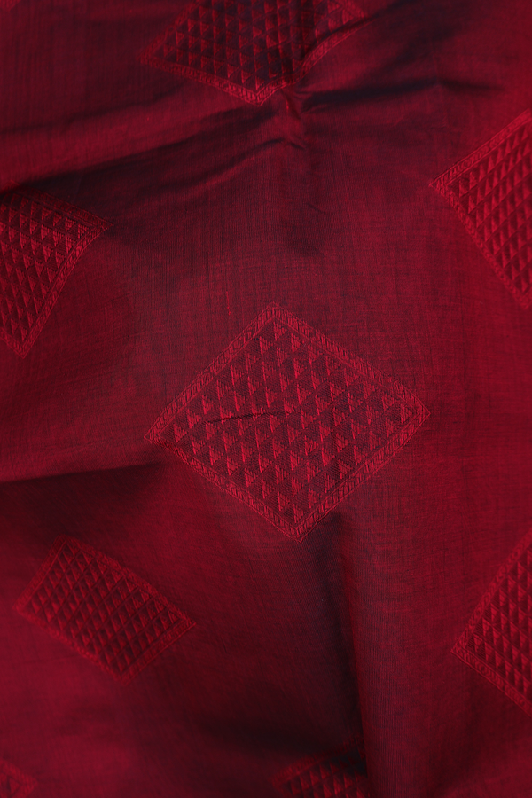 Silk Cotton Saree In Red With Diamond Design