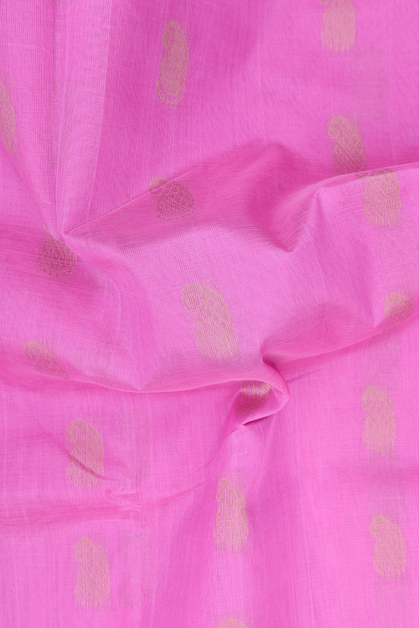 Silk Cotton Saree In Pink With Paisley Buttas