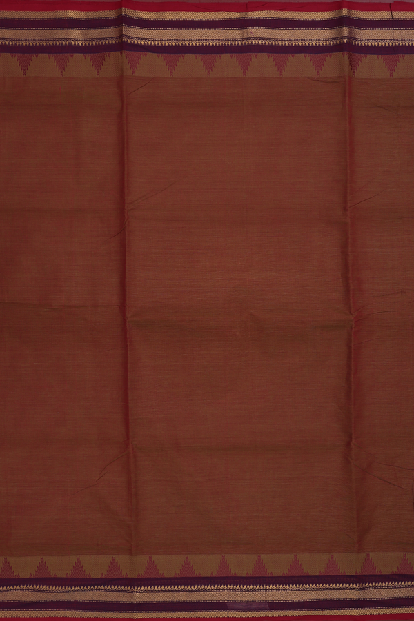 Nine Yards Cotton Saree In Dual Tone With Zari Border