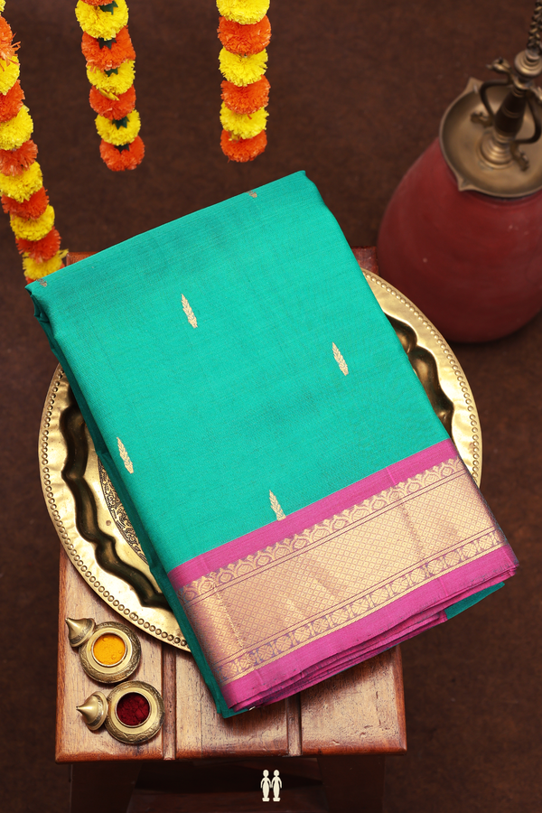 Nine Yards Silk Cotton Saree In Green With Zari Buttas