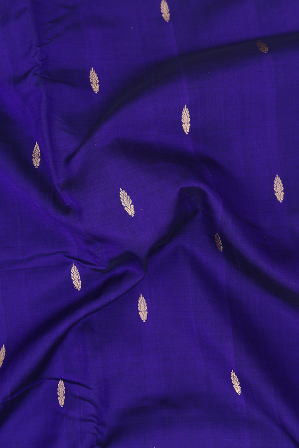 Nine Yards Silk Cotton Saree In Royal Blue With Zari Buttas