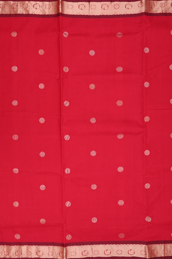 Nine Yards Silk Cotton Saree In Red With Chakram Buttas