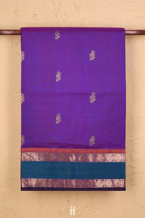 Nine Yards Silk Cotton Saree In Dual Tone With Floral Buttas