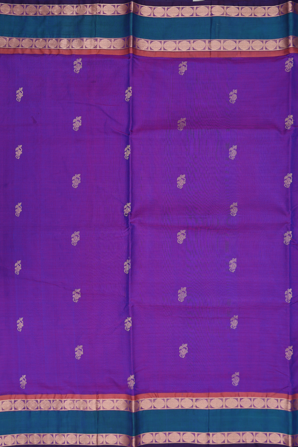 Nine Yards Silk Cotton Saree In Dual Tone With Floral Buttas
