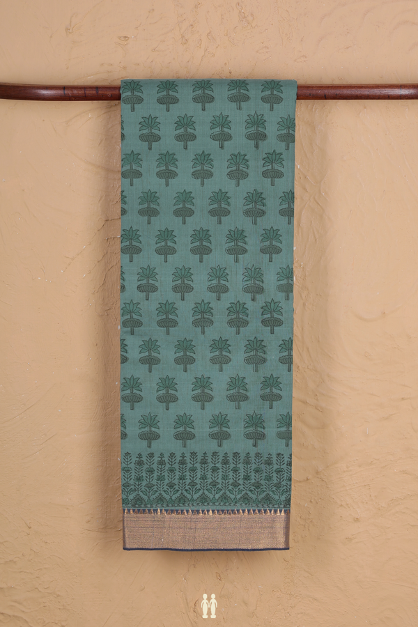Mangalagiri Cotton Saree In Pine Green With Floral Buttas