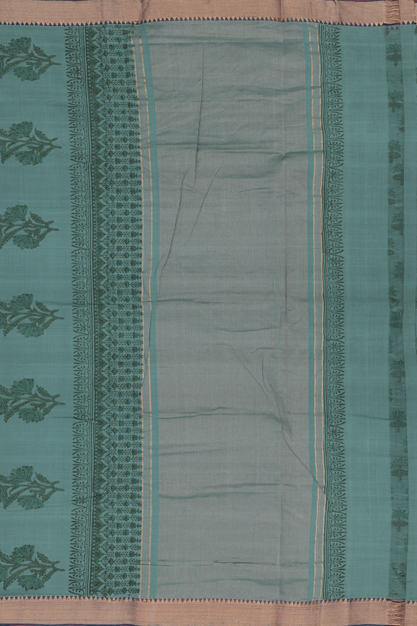 Mangalagiri Cotton Saree In Pine Green With Floral Buttas