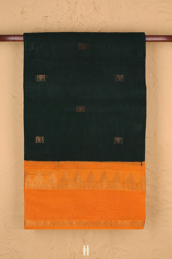 Sungudi Cotton Saree In Dark Green With Rudraksh Buttas