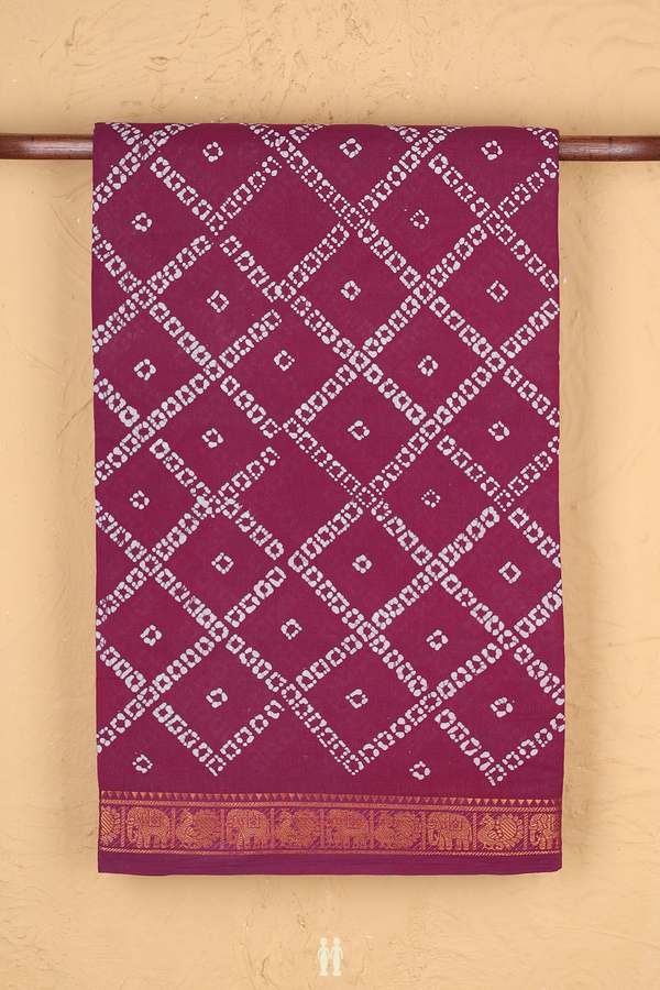 Sungudi Cotton Saree In Purple With Diamond Design
