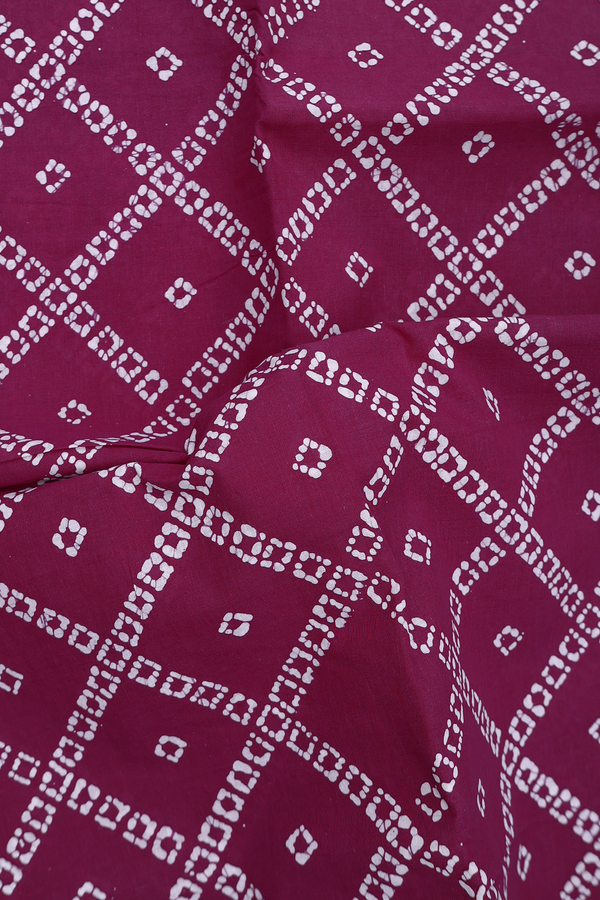 Sungudi Cotton Saree In Purple With Diamond Design