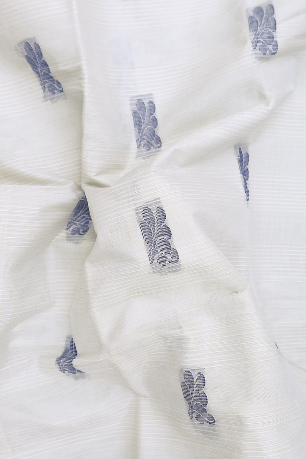 Chettinadu Cotton Saree In Grey With Threadwork Buttas