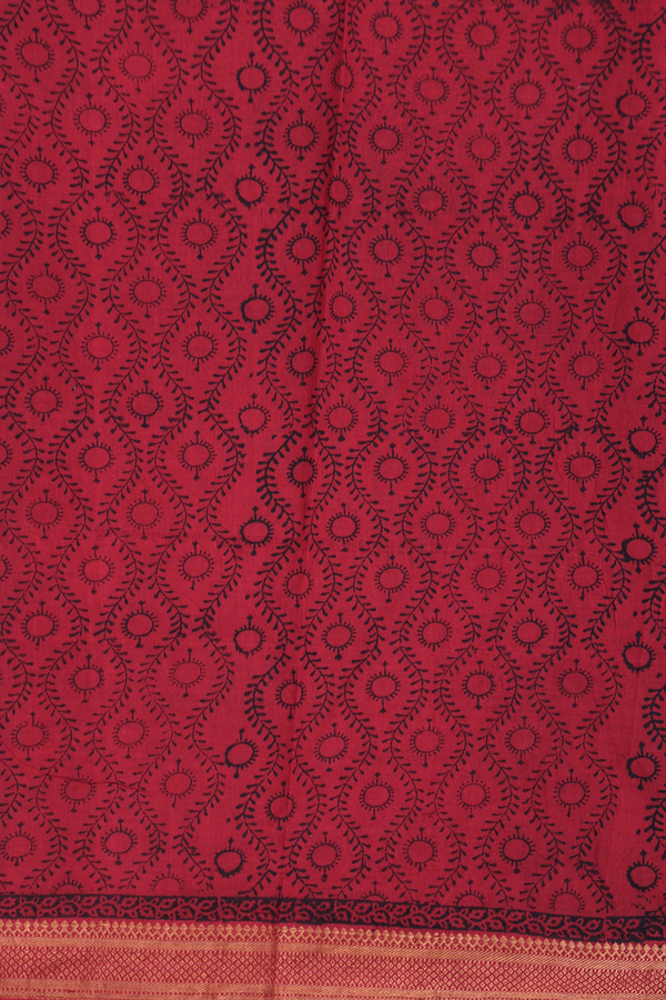 Printed Mangalagiri Cotton Saree In Red With Floral Design