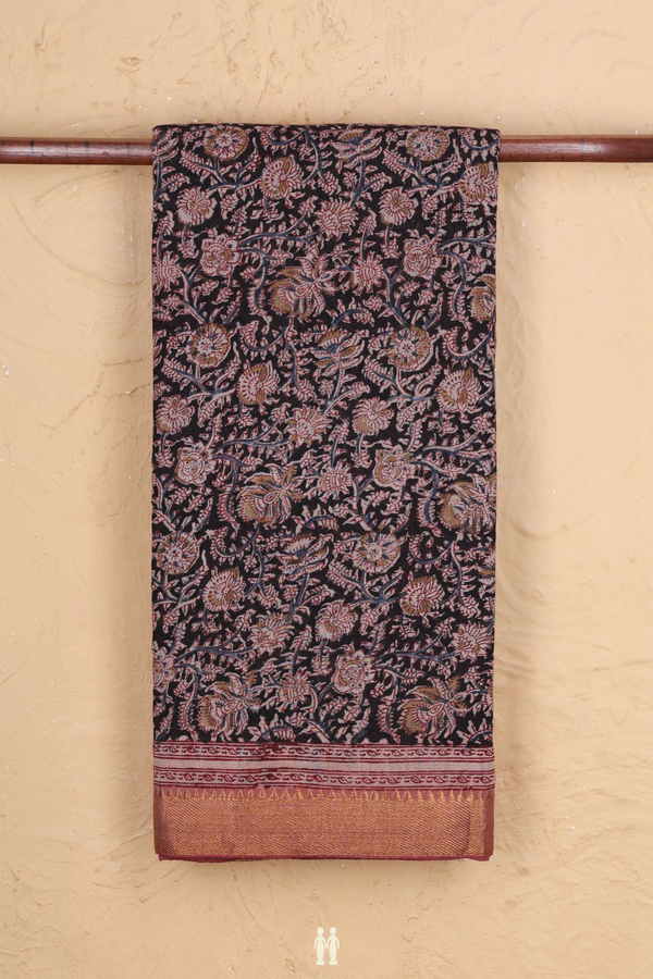Mangalagiri Cotton Saree In Black With Floral Design