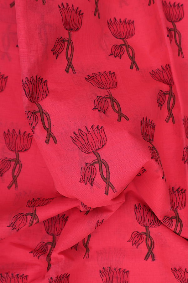 Mangalagiri Cotton Saree In Coral Red With Floral Motifs