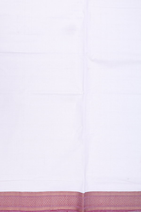 Mangalagiri Cotton Saree In White With Contrast Border