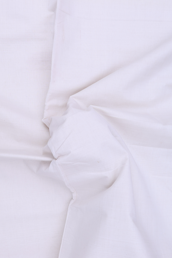 Mangalagiri Cotton Saree In White With Contrast Border