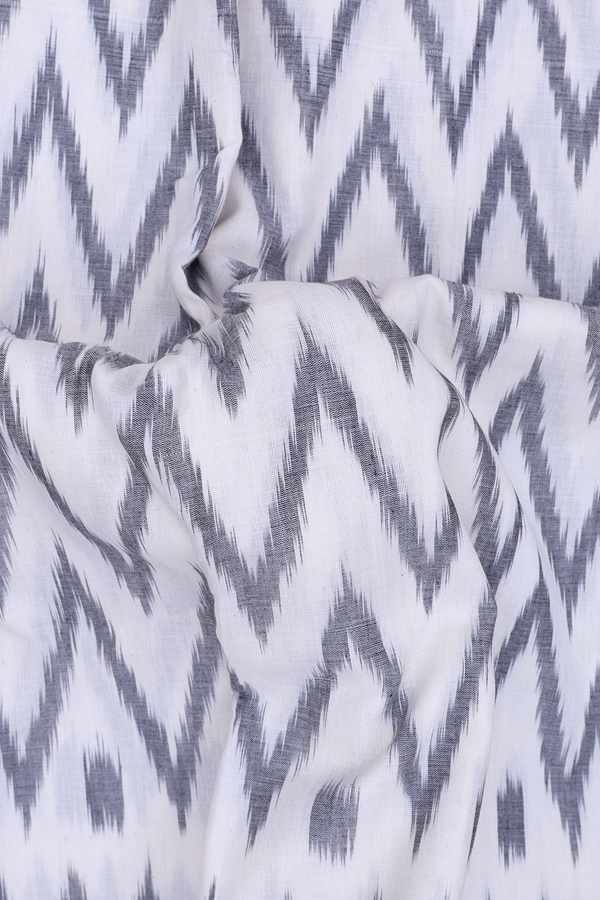 Pochampally Cotton Saree In White With Chevron Design