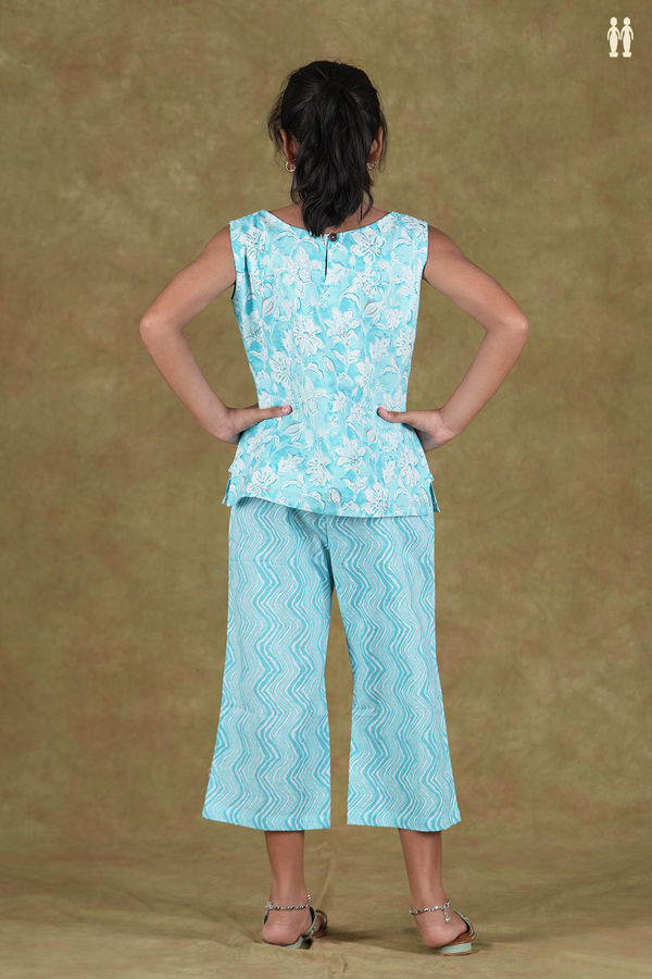 Round Neck Floral Design Blue Cotton Top And Bottom
