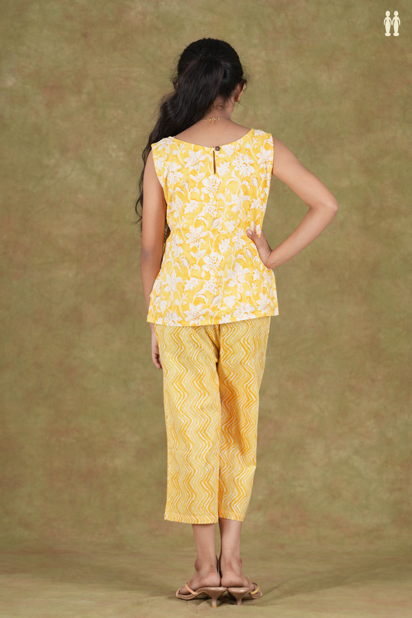 Round Neck Floral Design Yellow Cotton Top And Bottom