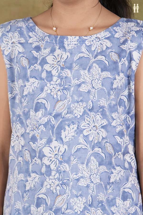 Round Neck Floral Design Blue Cotton Top And Bottom