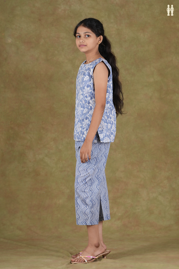 Round Neck Floral Design Blue Cotton Top And Bottom