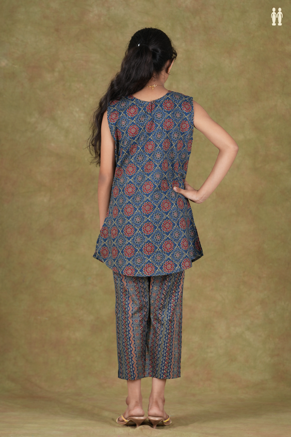 Round Neck Ajrakh Design Blue Cotton Top And Bottom