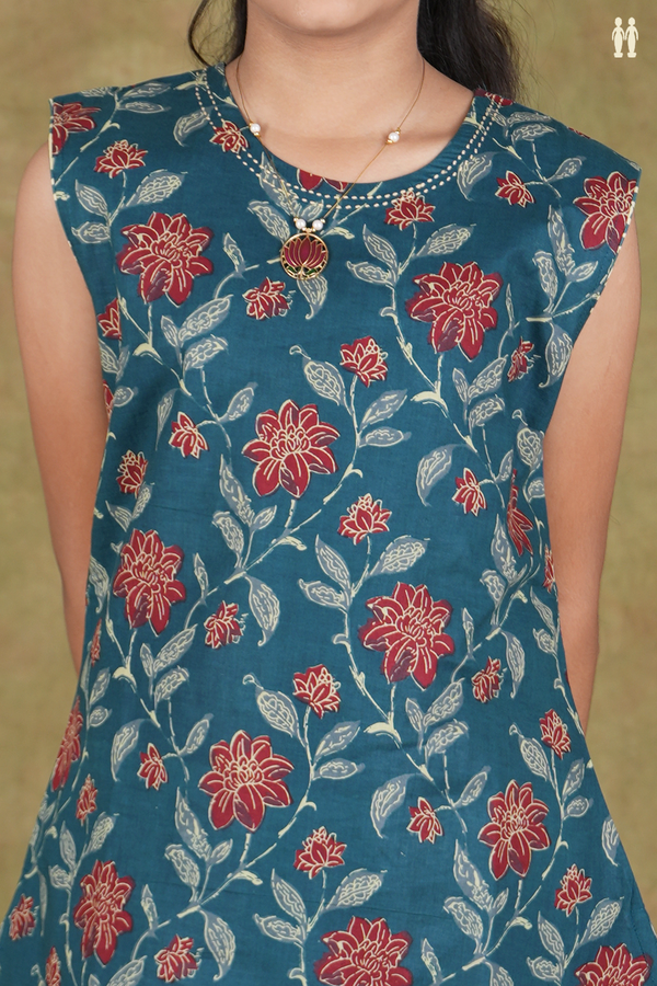 Round Neck Floral Design Pine Green Cotton Top And Bottom