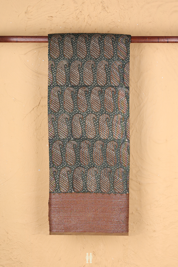 Chanderi Cotton Saree In Forest Green With Paisley Design