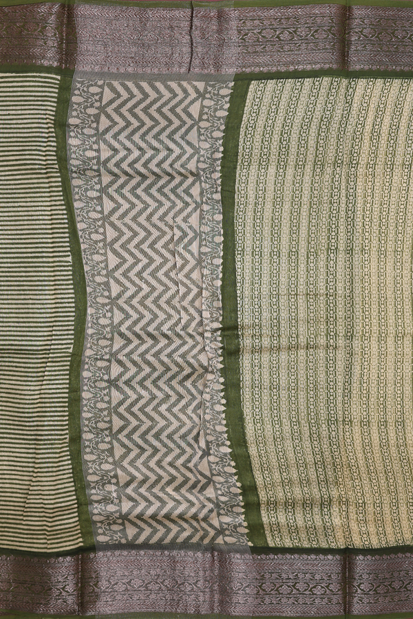 Chanderi Cotton Saree In Green With Printed Design