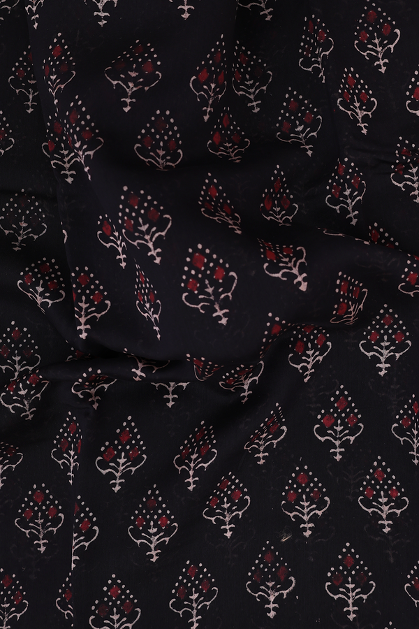 Chanderi Silk Cotton Saree In Black With Printed Design