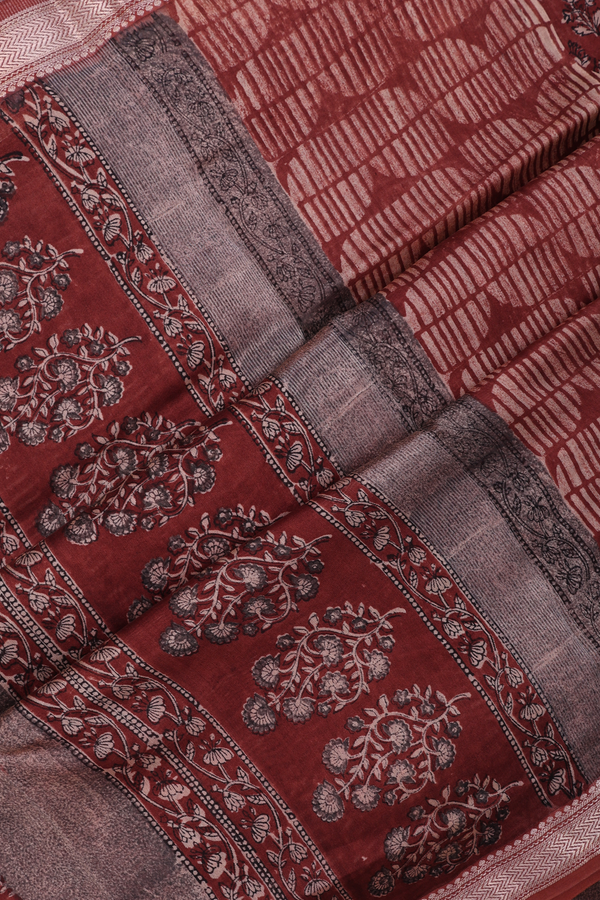 Chanderi Silk Cotton Saree In Brick Brown With Floral Buttas