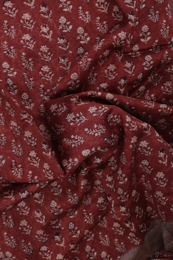 Chanderi Silk Cotton Saree In Brick Brown With Floral Buttas