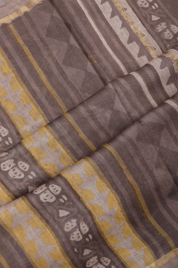 Chanderi Silk Cotton Saree In Cocoa Brown With Floral Buttas
