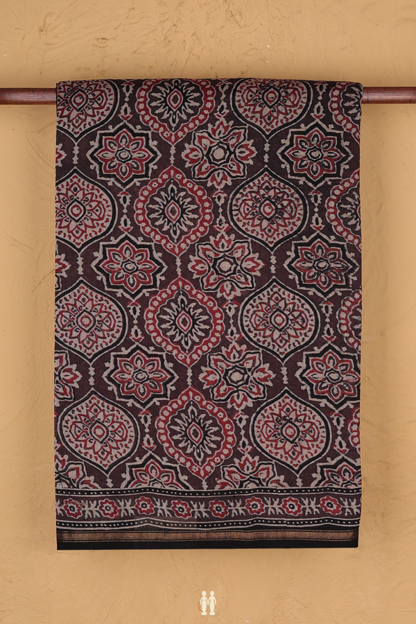 Chanderi Silk Cotton Saree In Cocoa Brown With Ogee Design