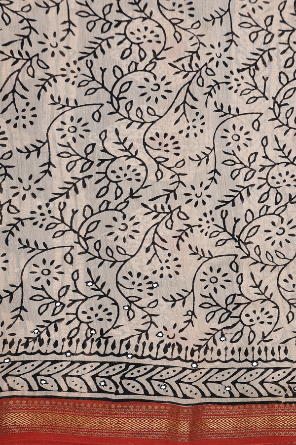 Chanderi Silk Cotton Saree In Cream With Checks Design