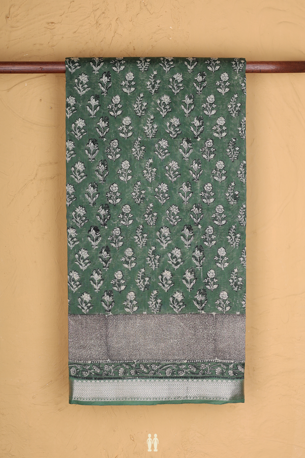 Chanderi Silk Cotton Saree In Fern Green With Floral Buttas