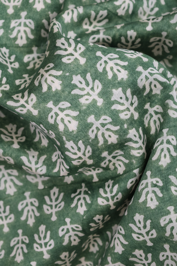Chanderi Silk Cotton Saree In Green With Floral Design