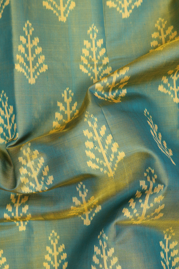 Patola Silk Saree In Green With Tree Design