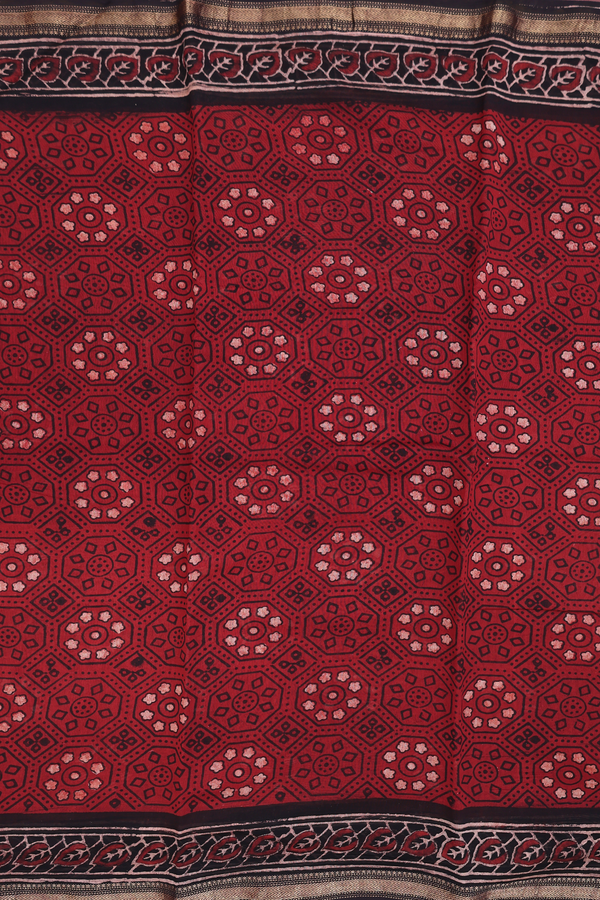 Chanderi Silk Cotton Saree In Red With Printed Design