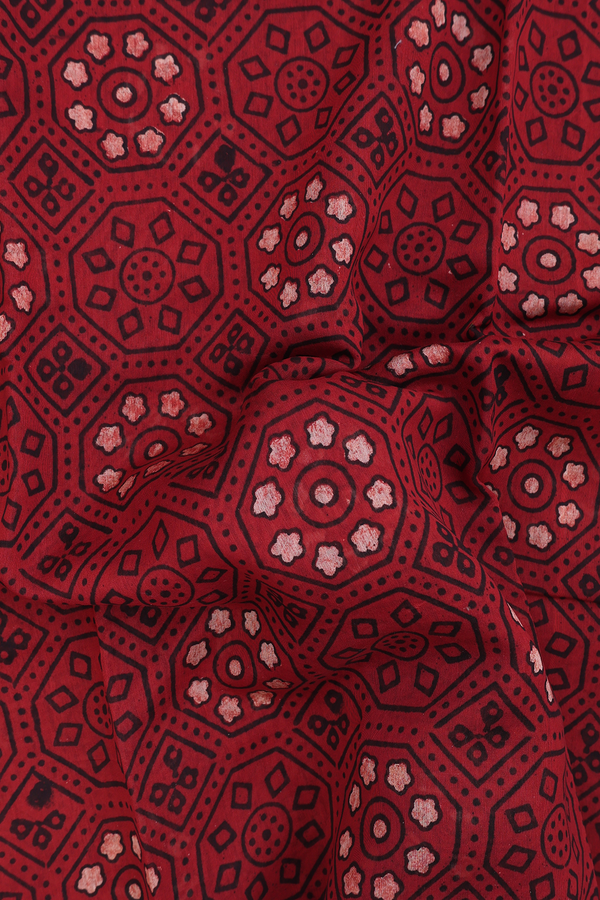 Chanderi Silk Cotton Saree In Red With Printed Design