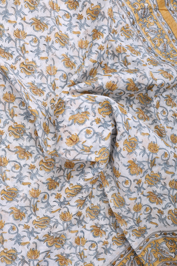 Chanderi Silk Cotton Saree In White With Floral Design