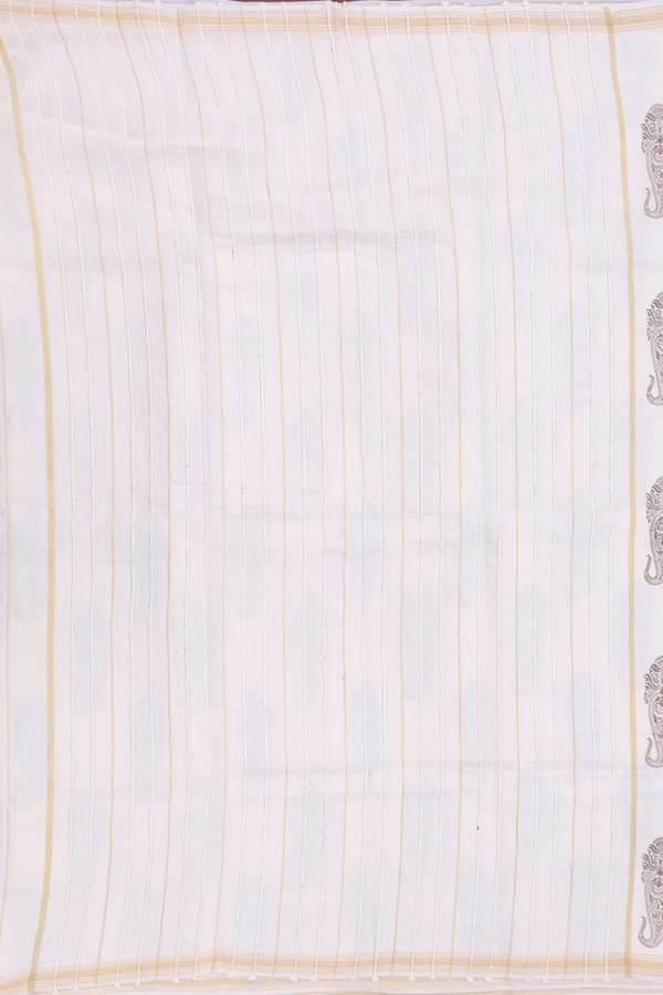 Chanderi Silk Cotton Saree In White With Paisley Design