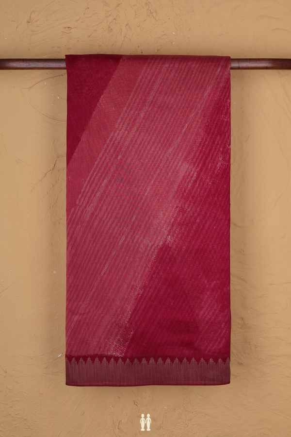 Chanderi Silk Cotton Saree Shades Of Red With Diagonal Design