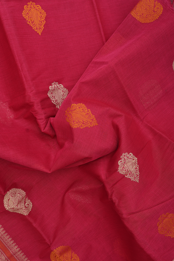Chettinadu Cotton Saree In Blush Red With Paisley Buttas